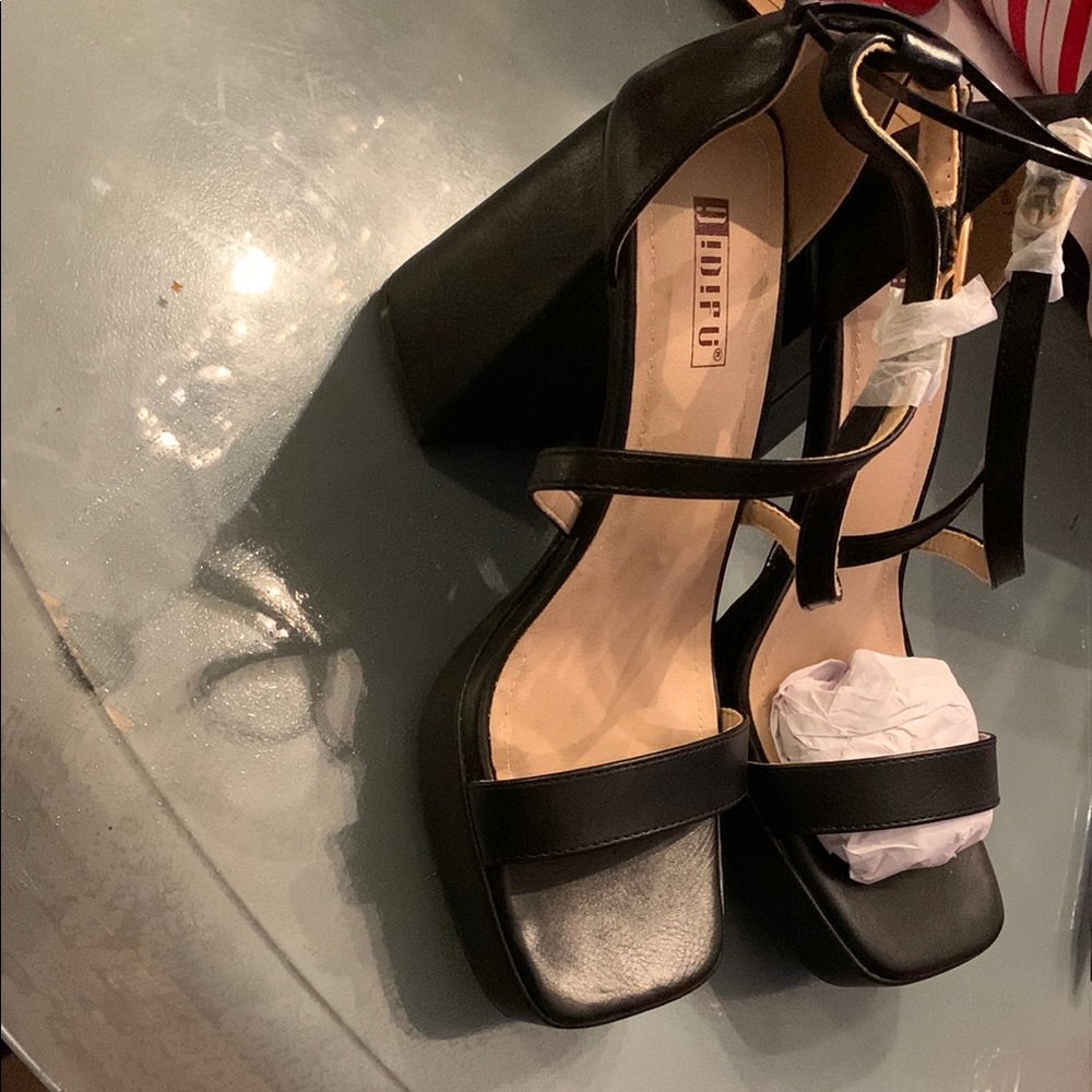 Black Women's Platform Sandals